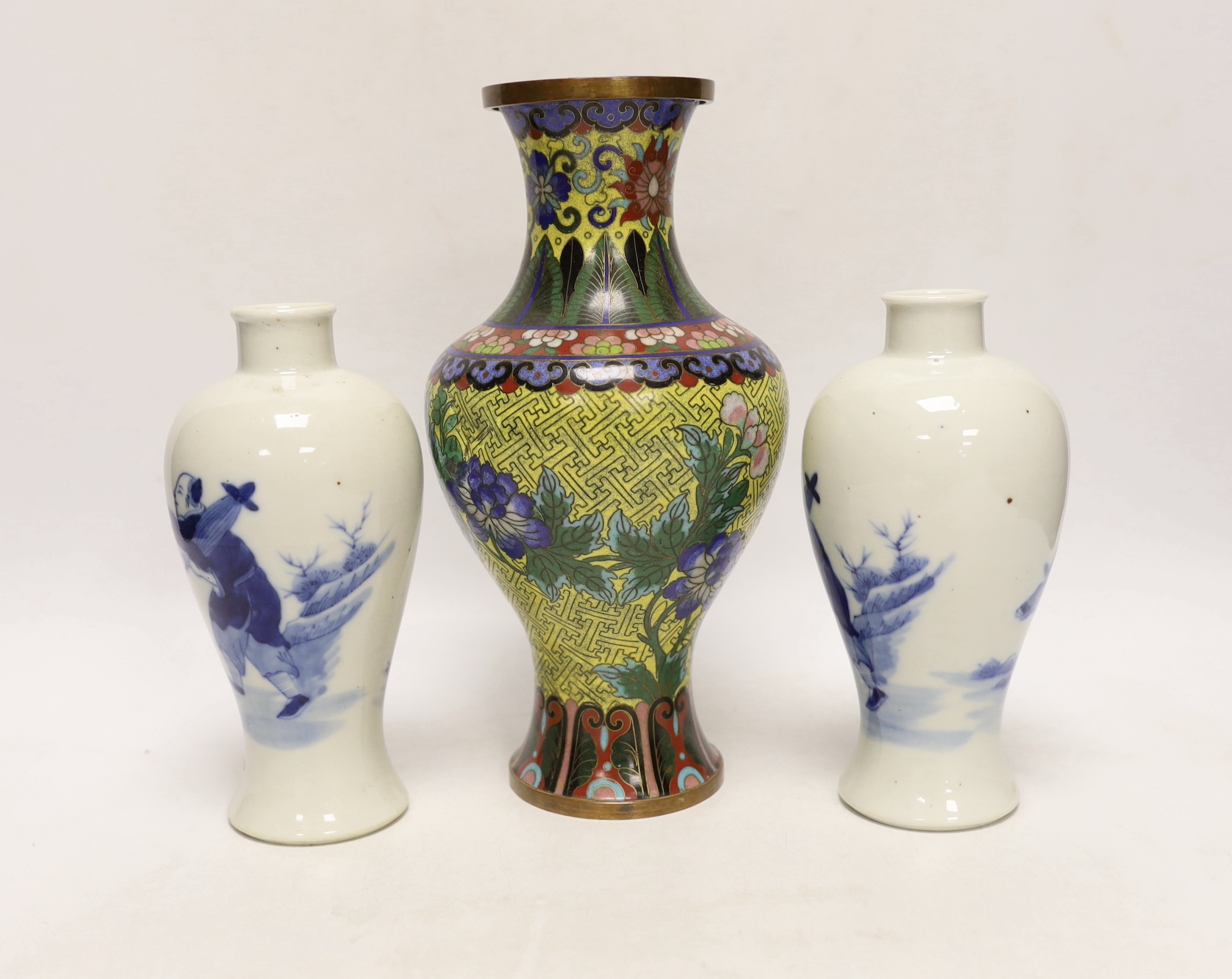 A pair of Chinese blue and white vases, c.1900 and a Chinese cloisonné enamel vase, largest 24cm - Image 2 of 5