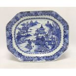 A late 18th century Chinese export blue and white serving dish, 36cm wide