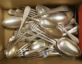 A set of nine Edwardian silver Old English pattern dessert spoons by John Round, Sheffield, 1907 and