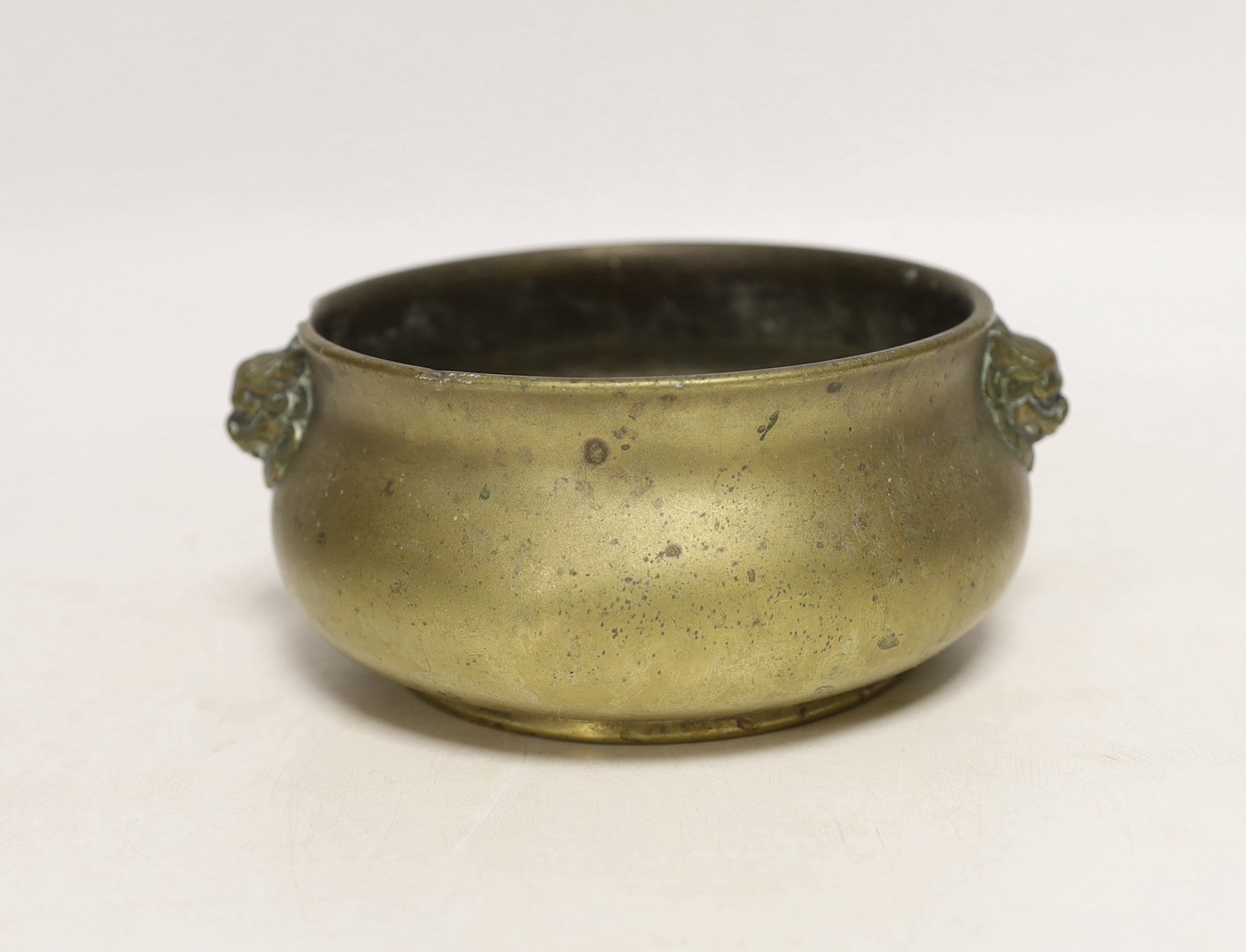 An 18th / 19th Chinese bronze censer, gui, Xuande mark, diameter 12cm - Image 3 of 4