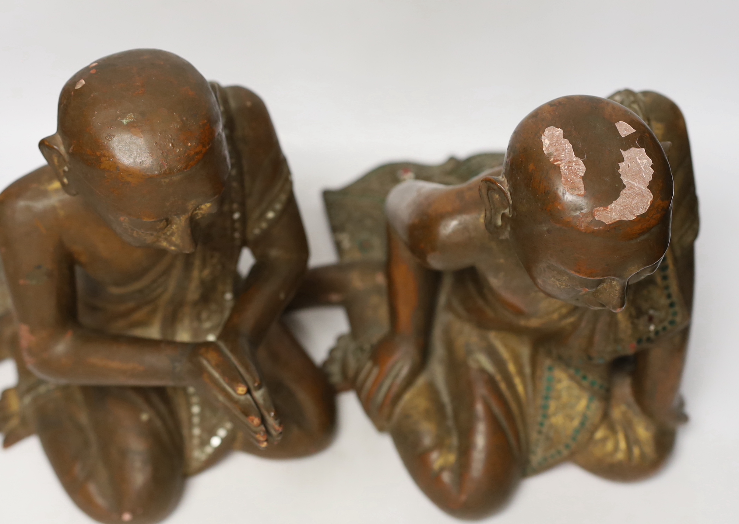 Two papier-mâché and lacquer Thai praying monks, 29.5cm high - Image 2 of 4