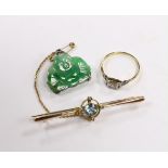 An Edwardian 9ct, aquamarine and seed pearl cluster set bar brooch, 54mm, a Chinese mounted jade