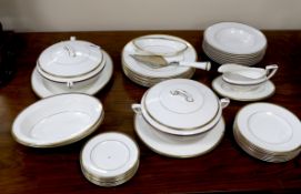 A Worcester ‘Viceroy’ part dinner service, including a bread/cake plate and a cake slice