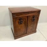 A William IV mahogany side cabinet with interior trays, width 93cm, depth 63cm, height 95cm