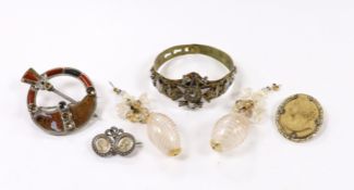 A small collection of assorted jewellery including a lava brooch, Scottish hardstone and cabochon