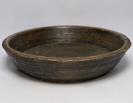 A Provincial turned alder bowl, 51cm diameter