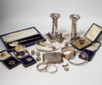 Sundry small silver including a cased preserve spoon, by Albert Edward Jones, a pair of mounted