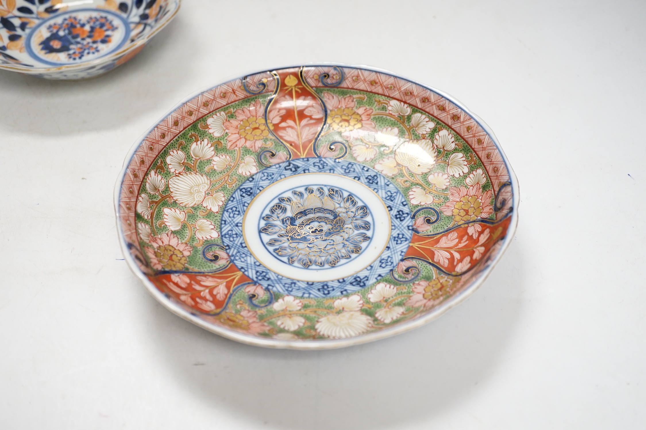 A Japanese Imari bowl and three dishes, 19th century, bowl 15cm diameter - Image 9 of 10