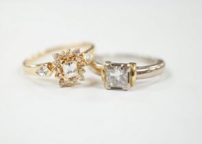 A modern two colour 18ct gold and solitaire princess cut diamond set ring, size K/L and one other
