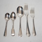 A modern canteen of silver Hanovarian rat tail pattern cutlery for six, by Payne & Son, Sheffield,