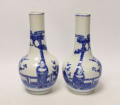 A pair of Chinese blue and white bottle vases, 19th century, 21cm high