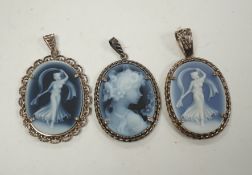 Three modern 925 or silver mounted Wedgwood style oval plaque pendants, 42mm.