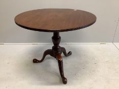 A George III mahogany tripod tea table, diameter 91cm, height 72cm