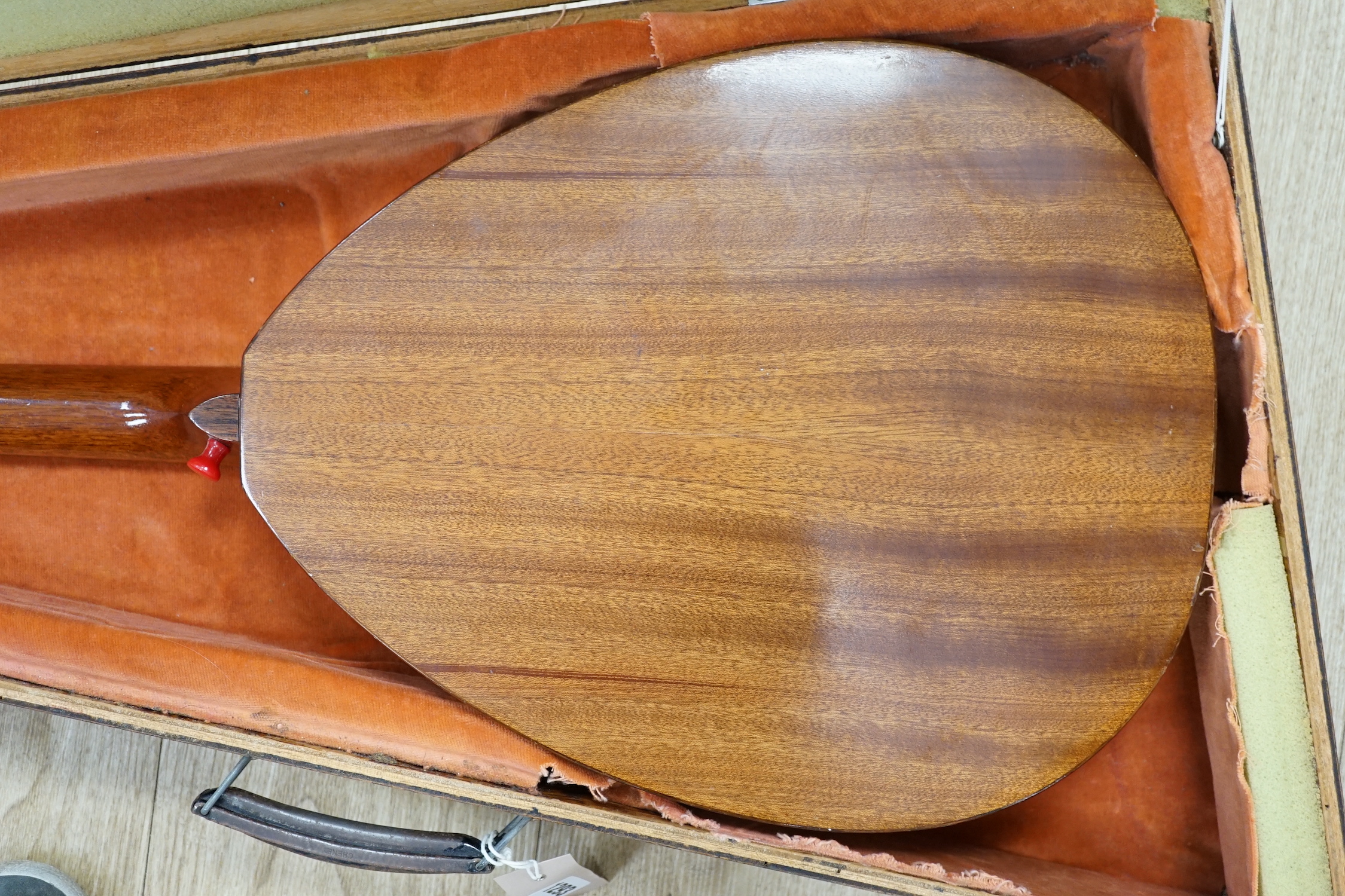 A cased Fylde Octave mandola, sapele back, cedar soundboard, length of body 39cm, overall - Image 4 of 5