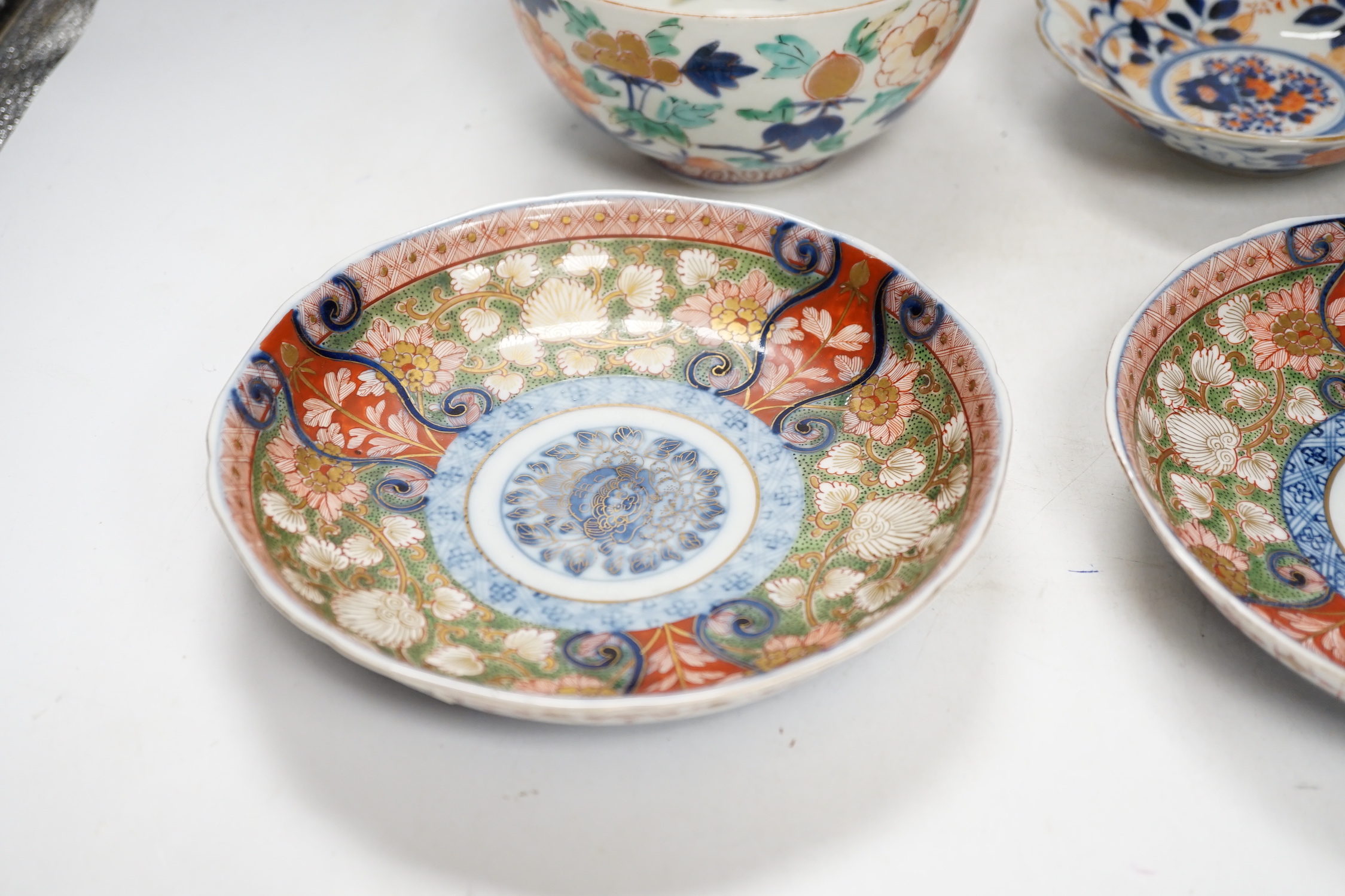 A Japanese Imari bowl and three dishes, 19th century, bowl 15cm diameter - Image 2 of 10