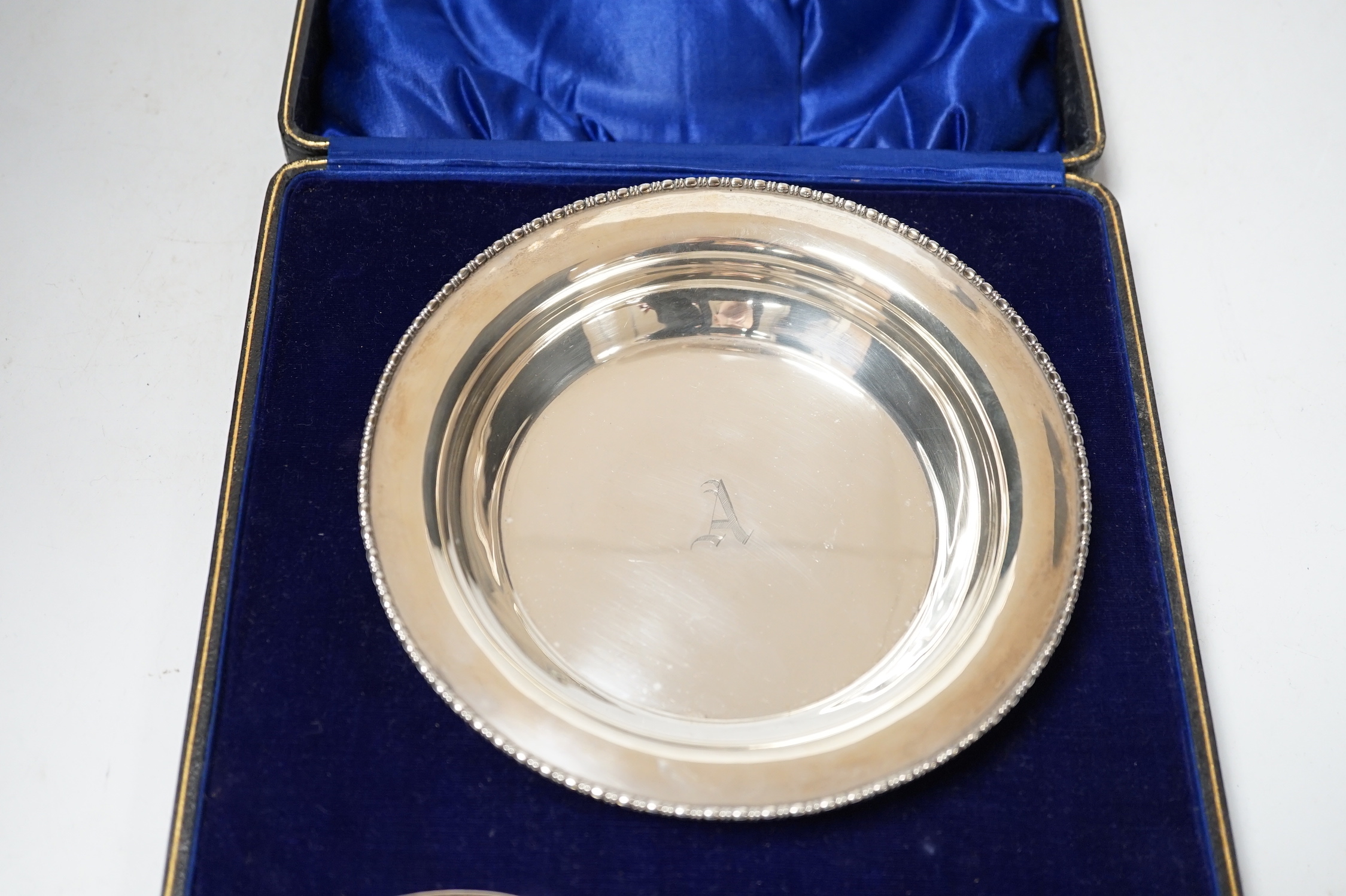 A cased George V silver christening bowl and spoon, Josiah Williams & Co, London, 1919/20, bowl - Image 2 of 3