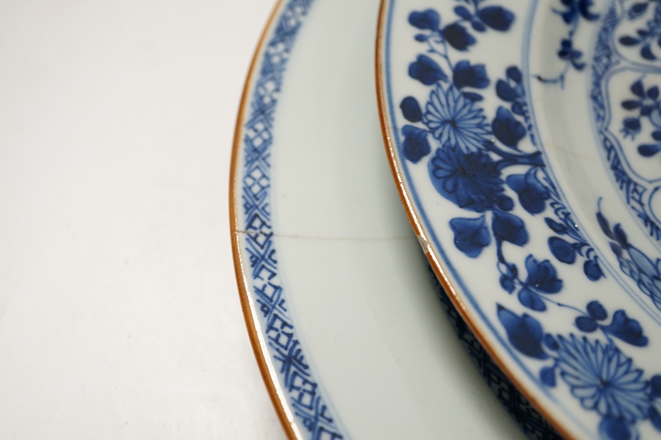 Three Chinese blue and white dishes or plates, Kangxi to Qianlong period and two later covers, - Image 9 of 10