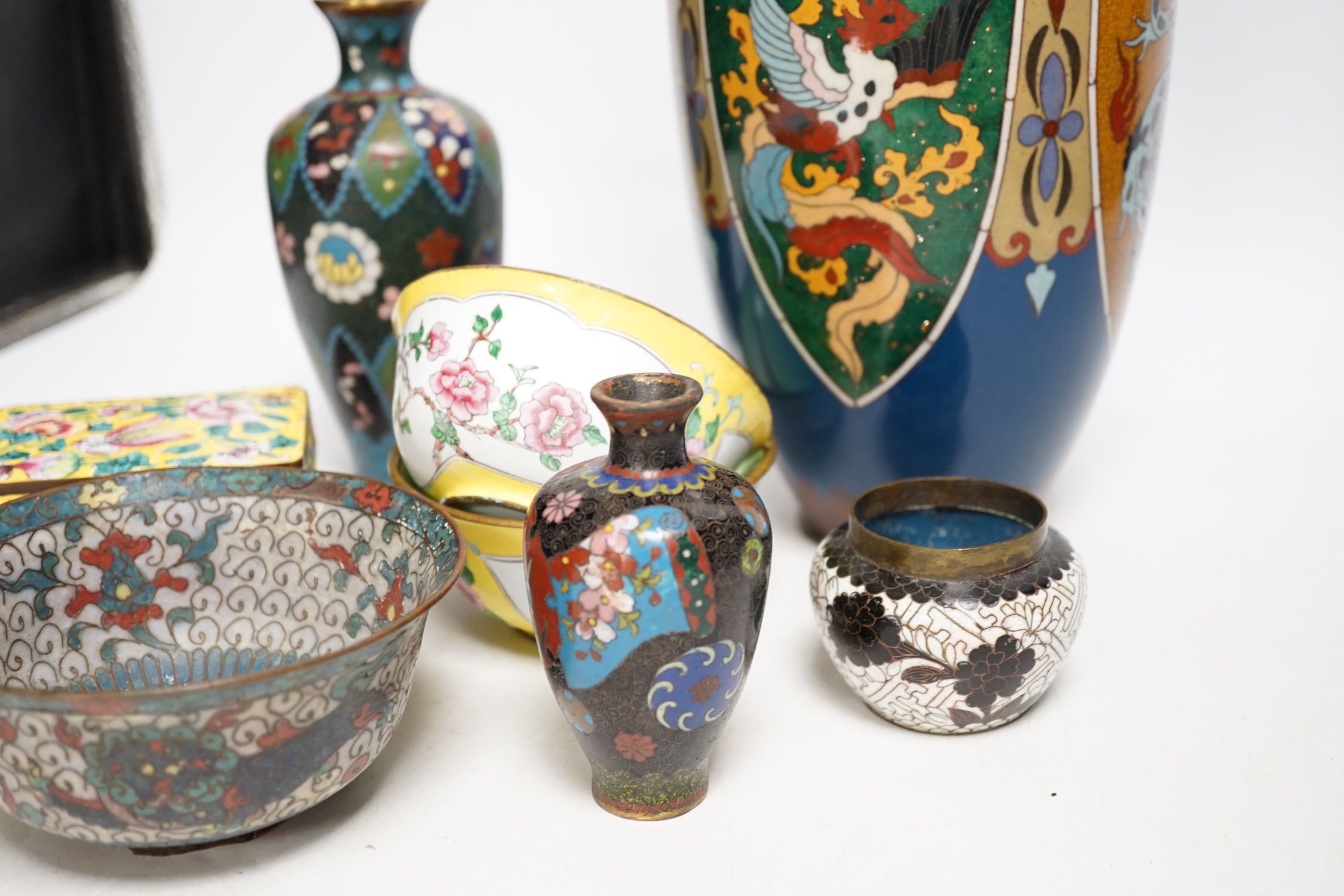 Four Japanese cloisonné enamel vases and a similar bowl and two Canton enamel bowls and similar - Image 4 of 11