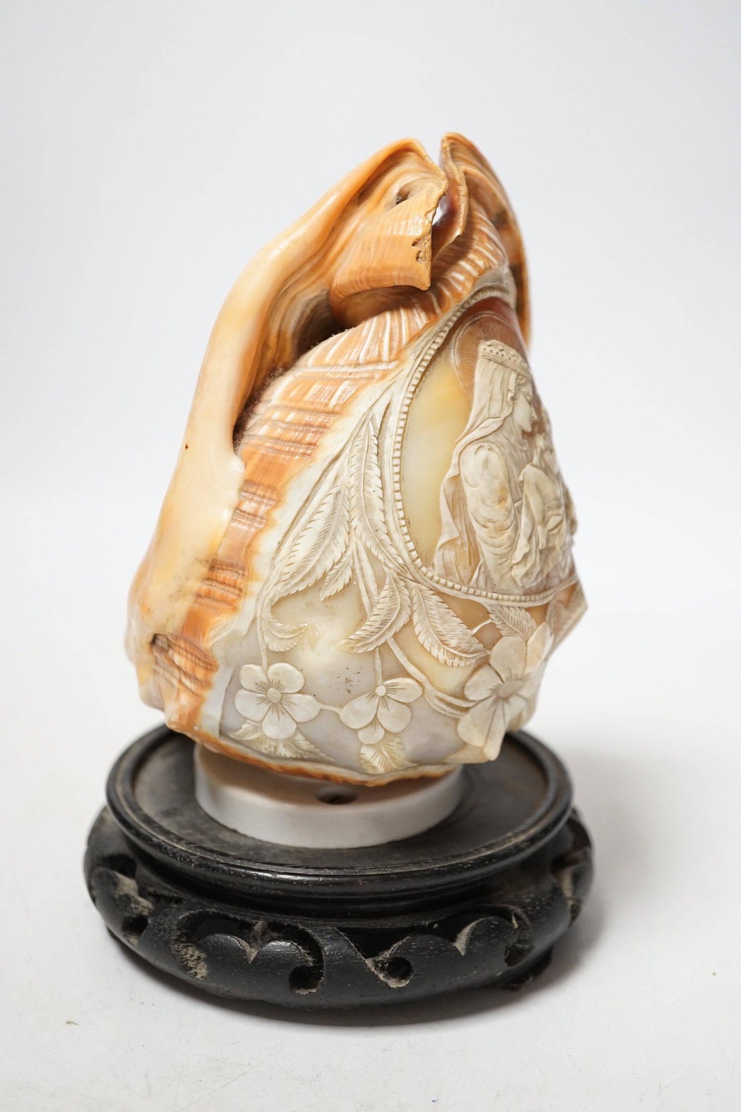 An Italian cameo carved night light, 19cm high - Image 4 of 4