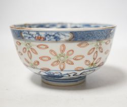 A Chinese blue and white bowl with iron red, 12cm in diameter