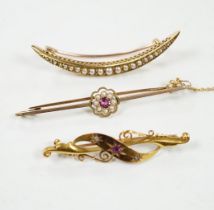 An Edwardian 15ct, ruby and diamond chip set three stone bar brooch, 45mm, a 9ct and gem set bar