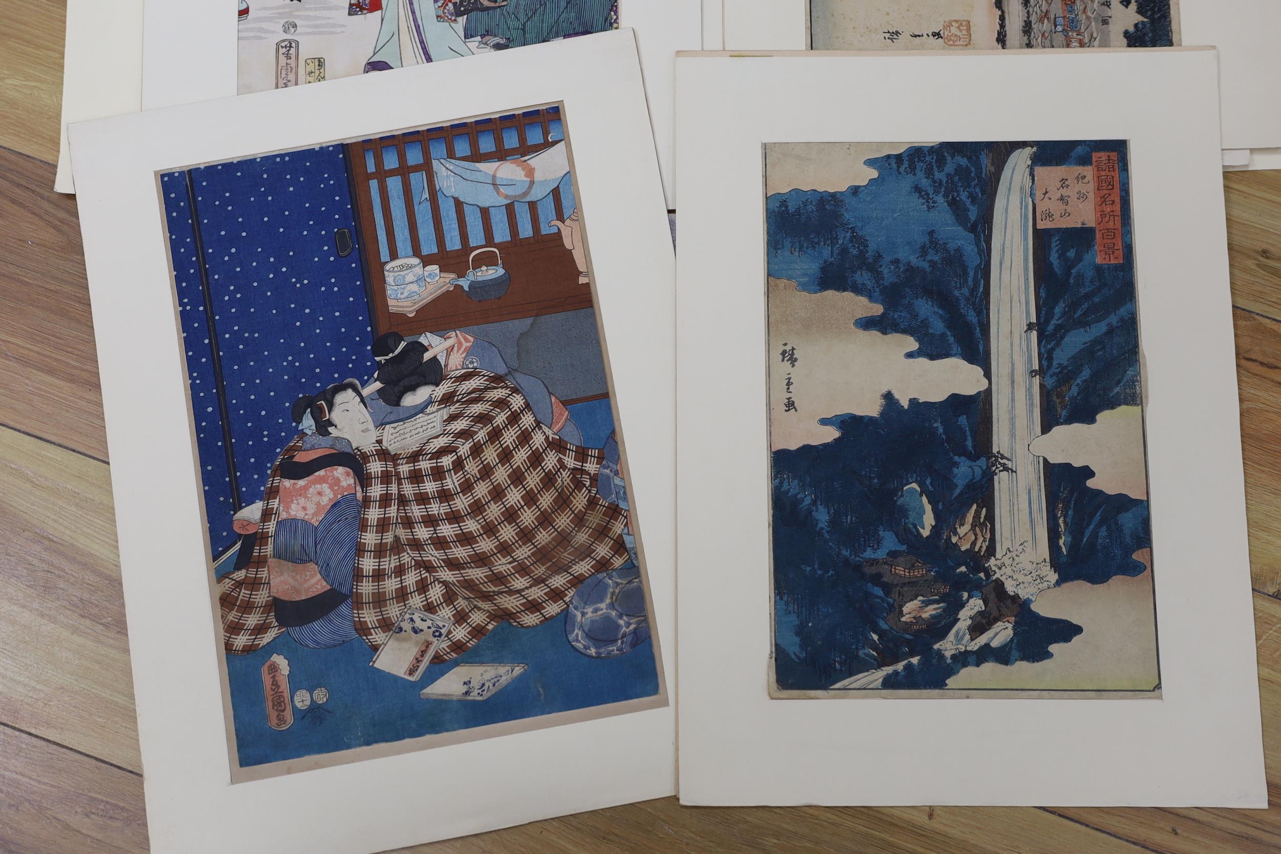 A folio of Japanese woodblock prints, including examples after Utagawa Kunisada and Utagawa Kunisada - Image 2 of 5