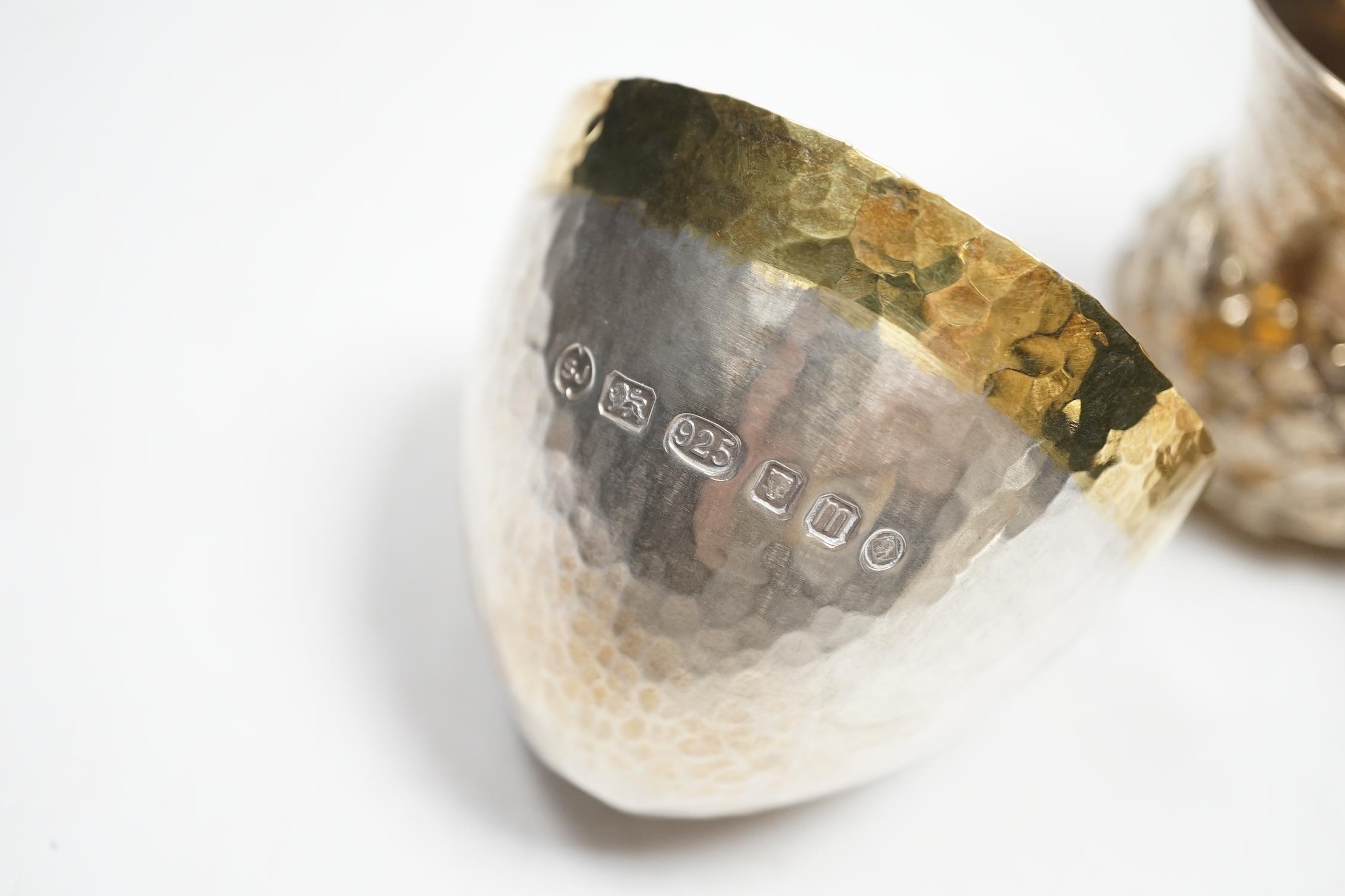 A modern parcel gilt silver tumbler cup, maker Stuart Jenkins, London, 2011 and two modern silver - Image 4 of 10