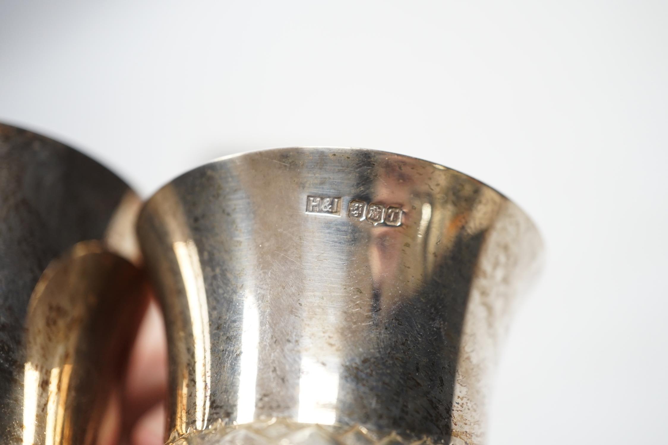 A modern parcel gilt silver tumbler cup, maker Stuart Jenkins, London, 2011 and two modern silver - Image 5 of 10