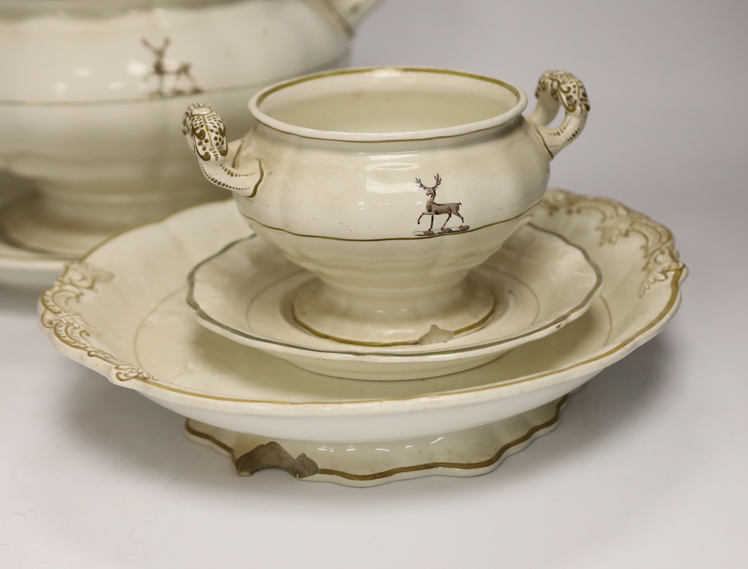 Copeland late Spode crested part dinner set comprising tureen and stand, bowl and stand and two - Image 2 of 5