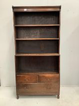 A Globe Wernicke style oak five section open bookcase, width 89cm, depth 28cm, height 181cm