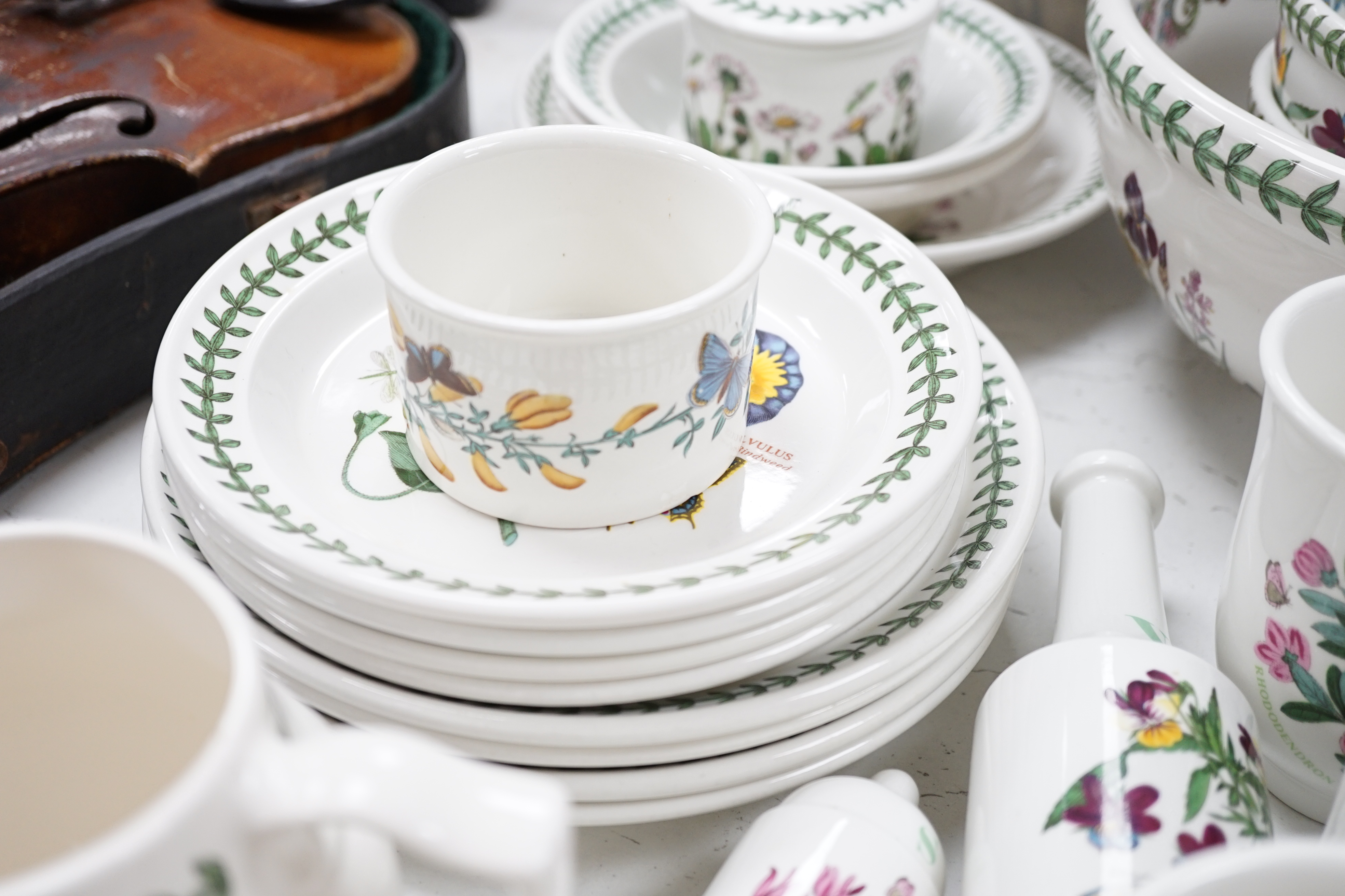 Portmeirion botanical dinner wares including mugs, storage jars and plates, largest 26cm in - Image 7 of 7