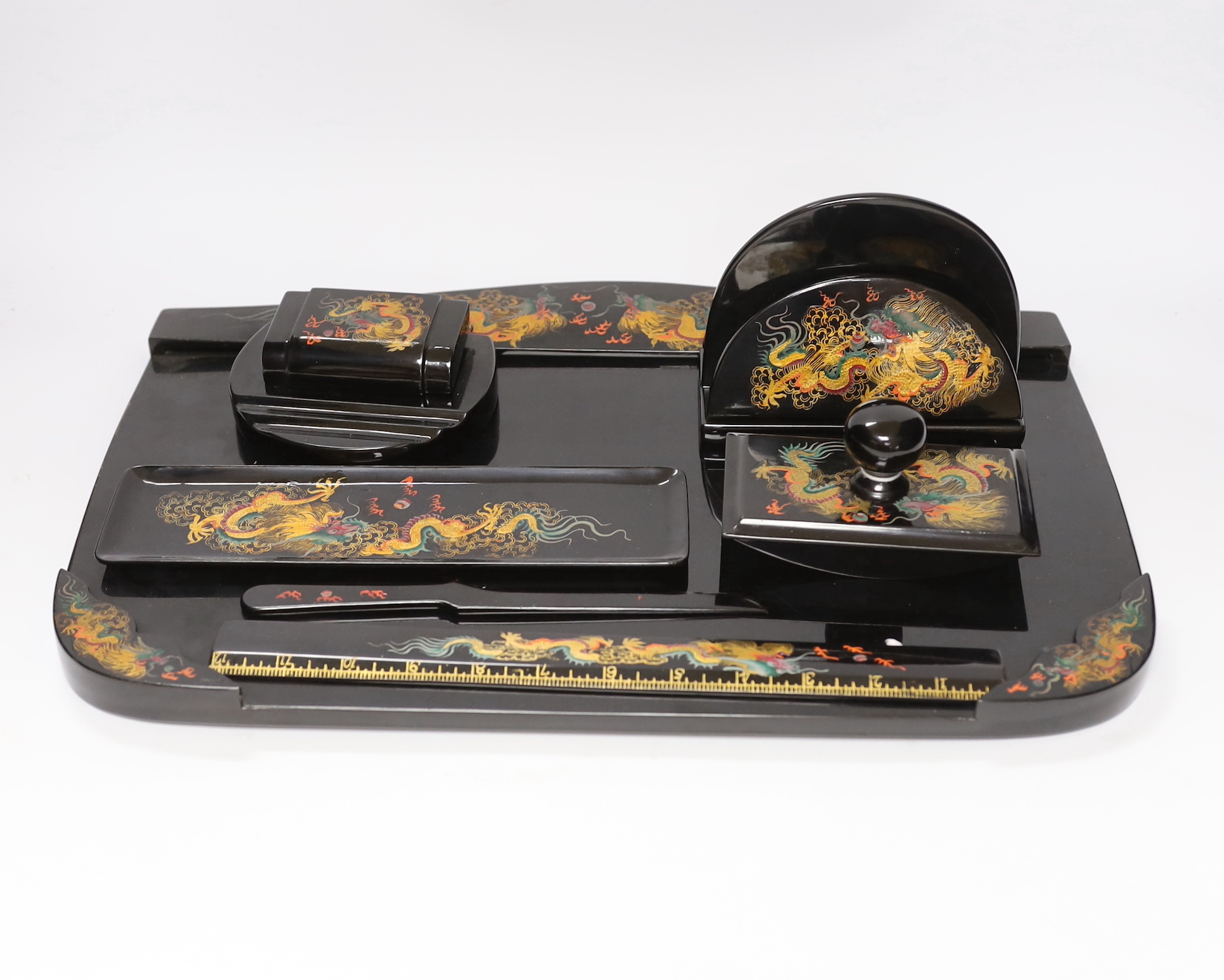 A modern Chinese lacquer desk set, 45cm