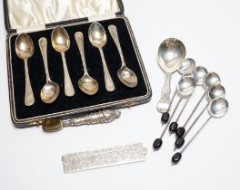 Sundry small silver including a Victorian caddy spoon, London, 1845, a folding comb, handled