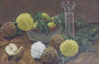Nina Timbrell (20th. C) oil on canvas, Still life fruit and flowers, signed, 30 x 45cm