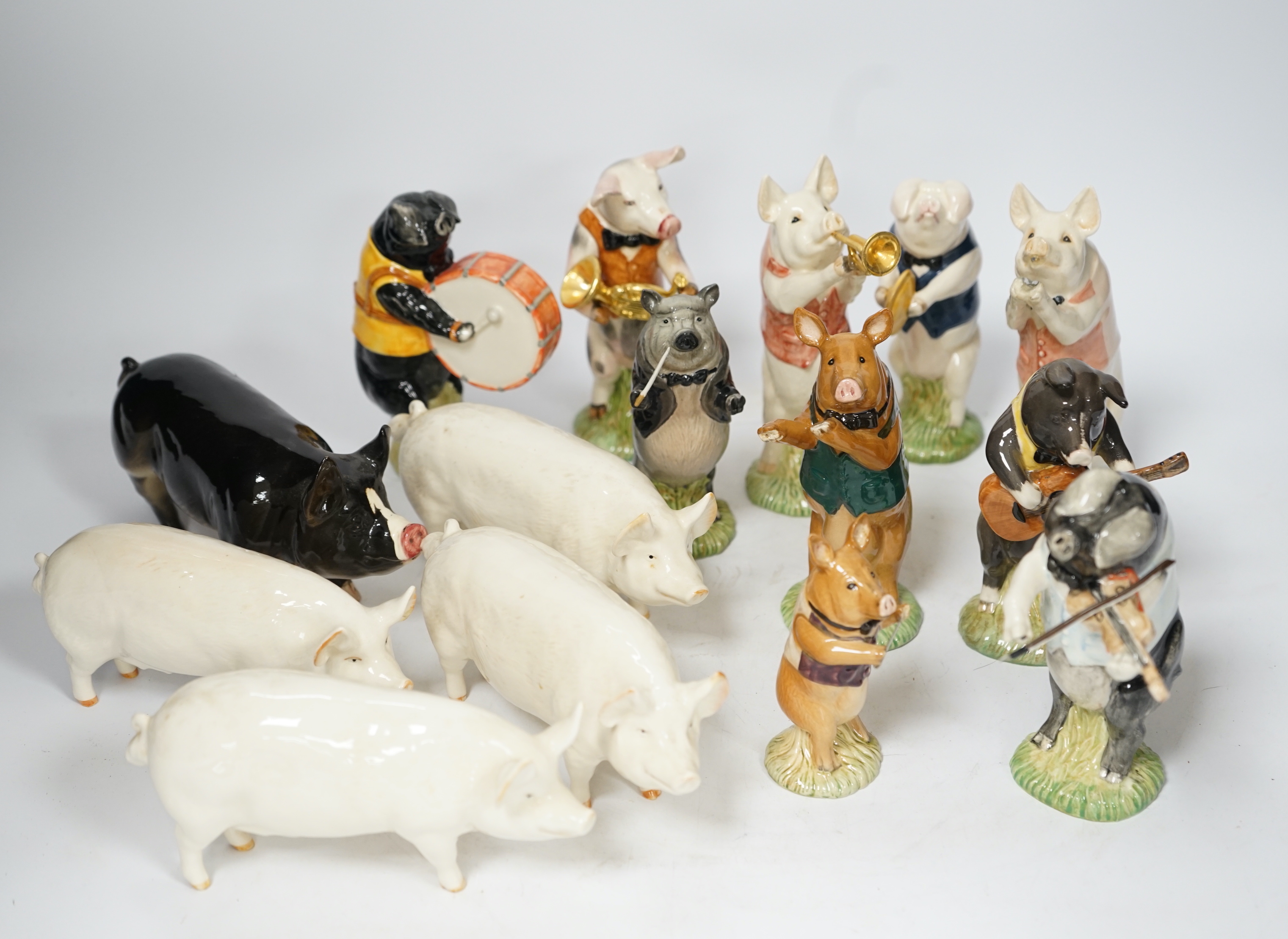 Five Beswick pigs and ten Beswick pig musician band figures - Image 5 of 10