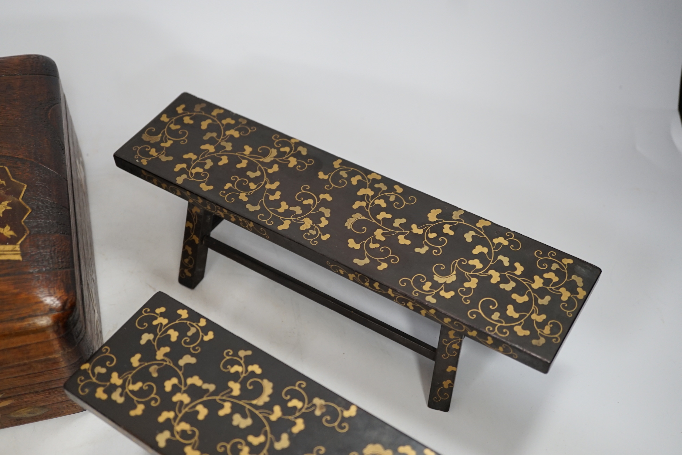 A group of Japanese lacquer wares, comprising pair of miniature benches and two boxes, Meiji - Image 4 of 6