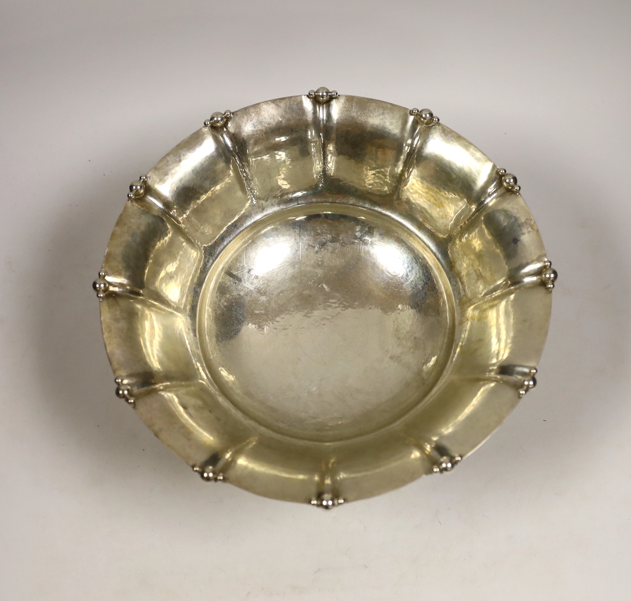 An early 20th century Swedish planished white metal circular fruit bowl, by Karl Anderson, date - Image 3 of 3