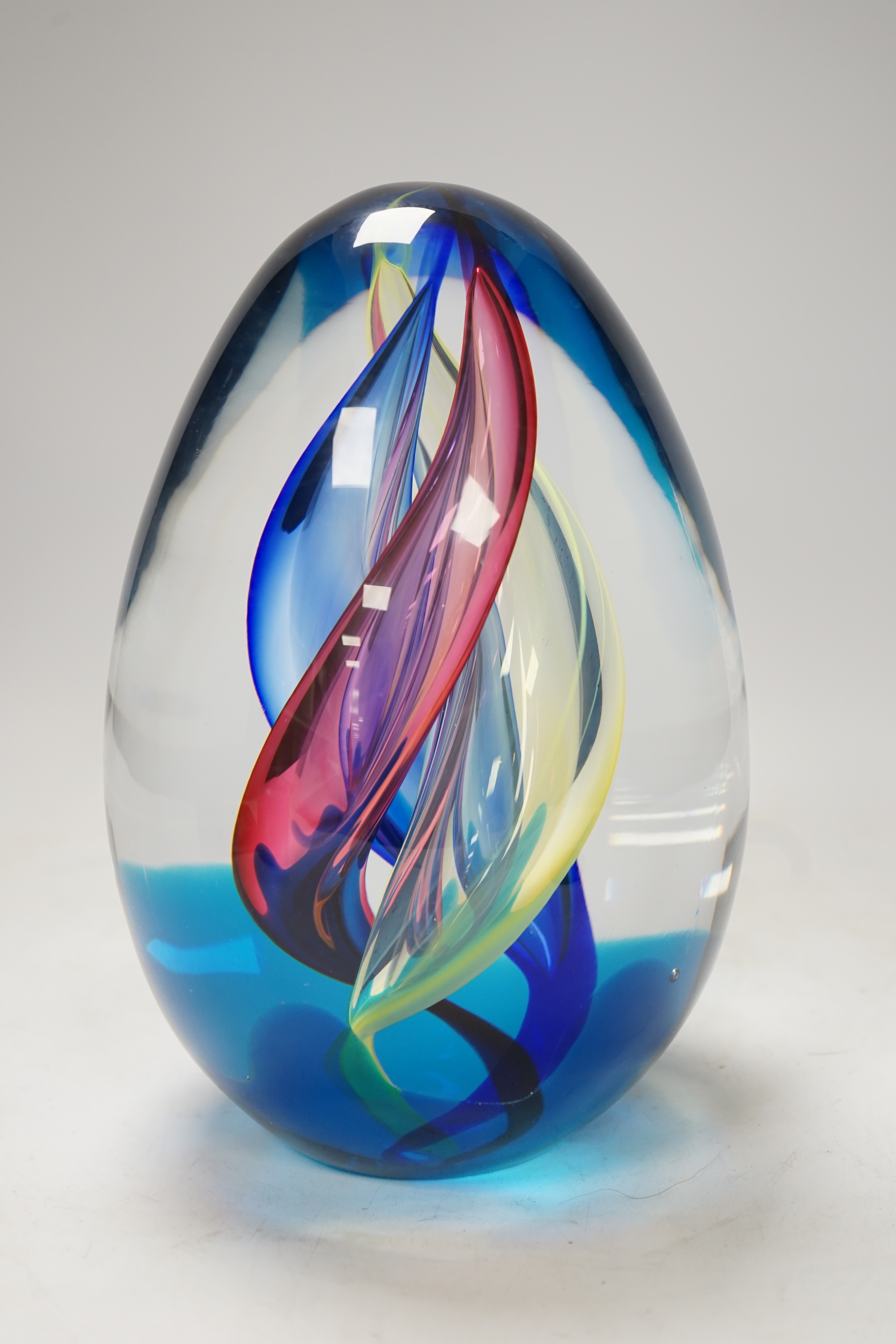 A large ARS, Murano glass egg shaped, marked ARS to base, signed Cammozzo Roberto, height 22cm - Image 5 of 6