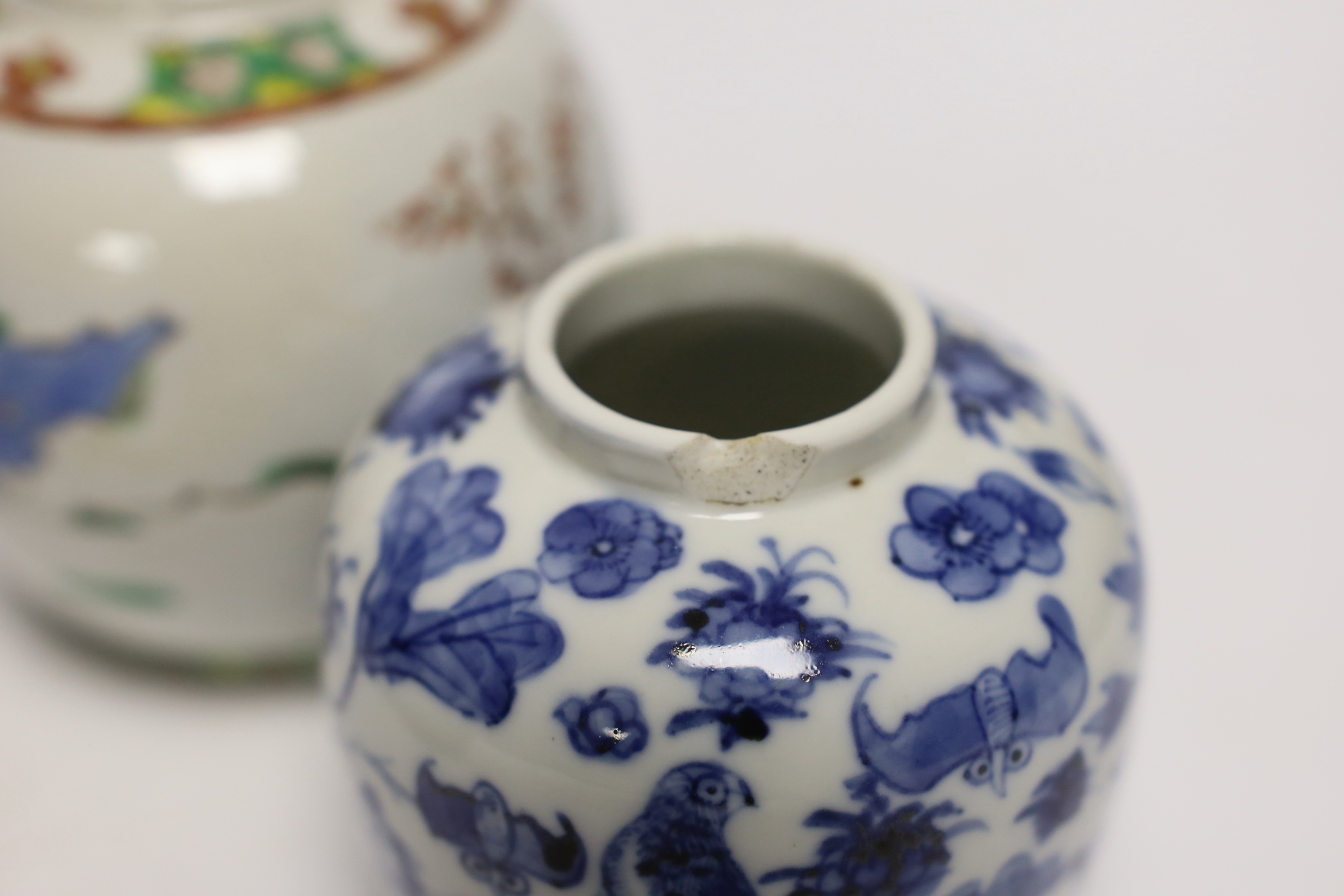 Three Chinese ginger jars, including a blue and white prunus example, Late 19th/early 20th - Image 4 of 5