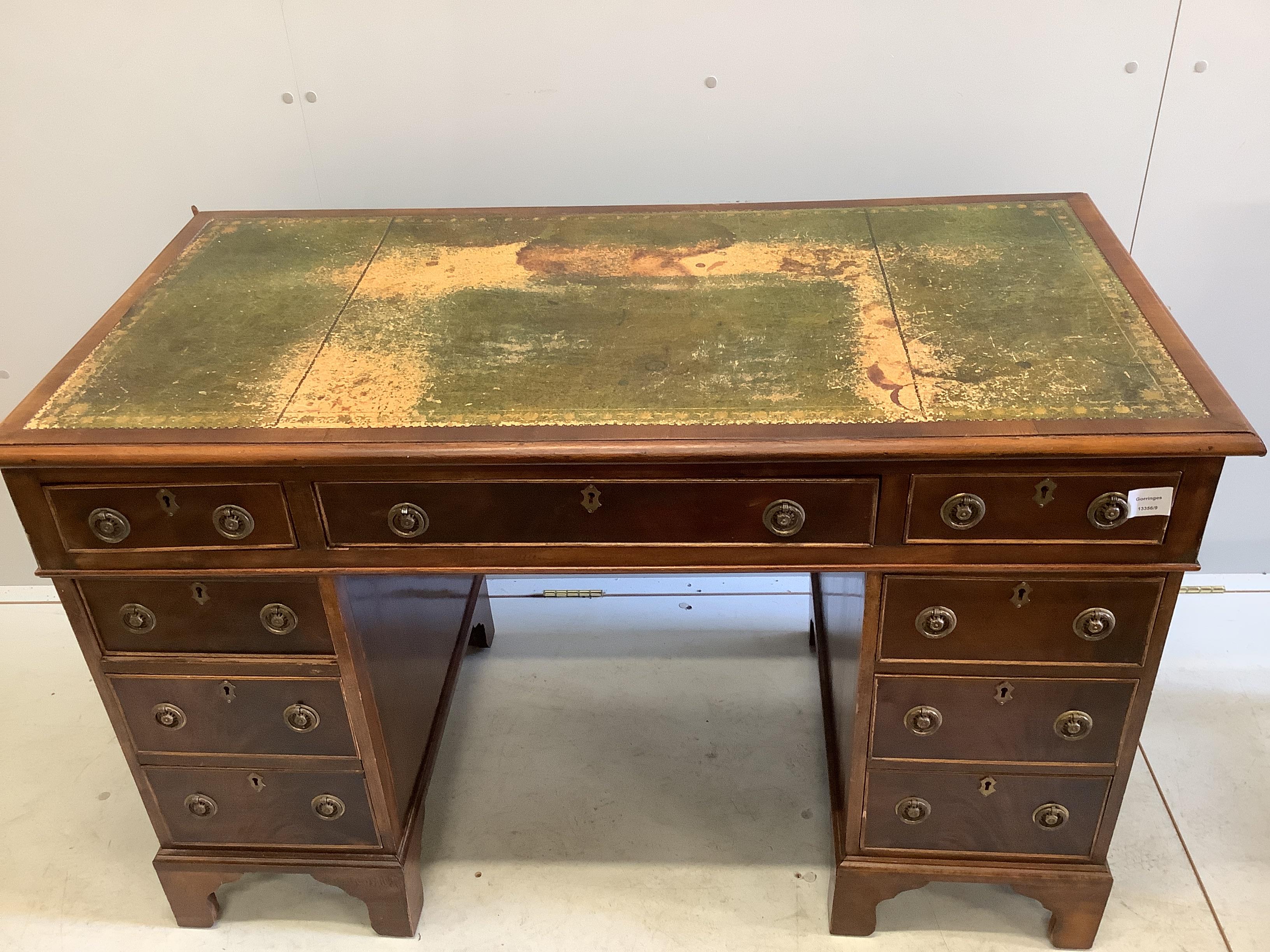 A late Victorian mahogany pedestal desk, width 121cm, depth 61cm, height 77cm together with a - Bild 2 aus 2