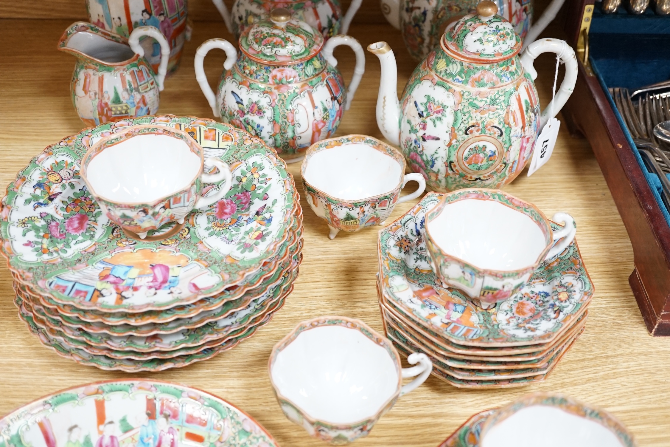 A Chinese famille rose six place setting tea service, including a large tea pot and cover, a smaller - Image 4 of 6