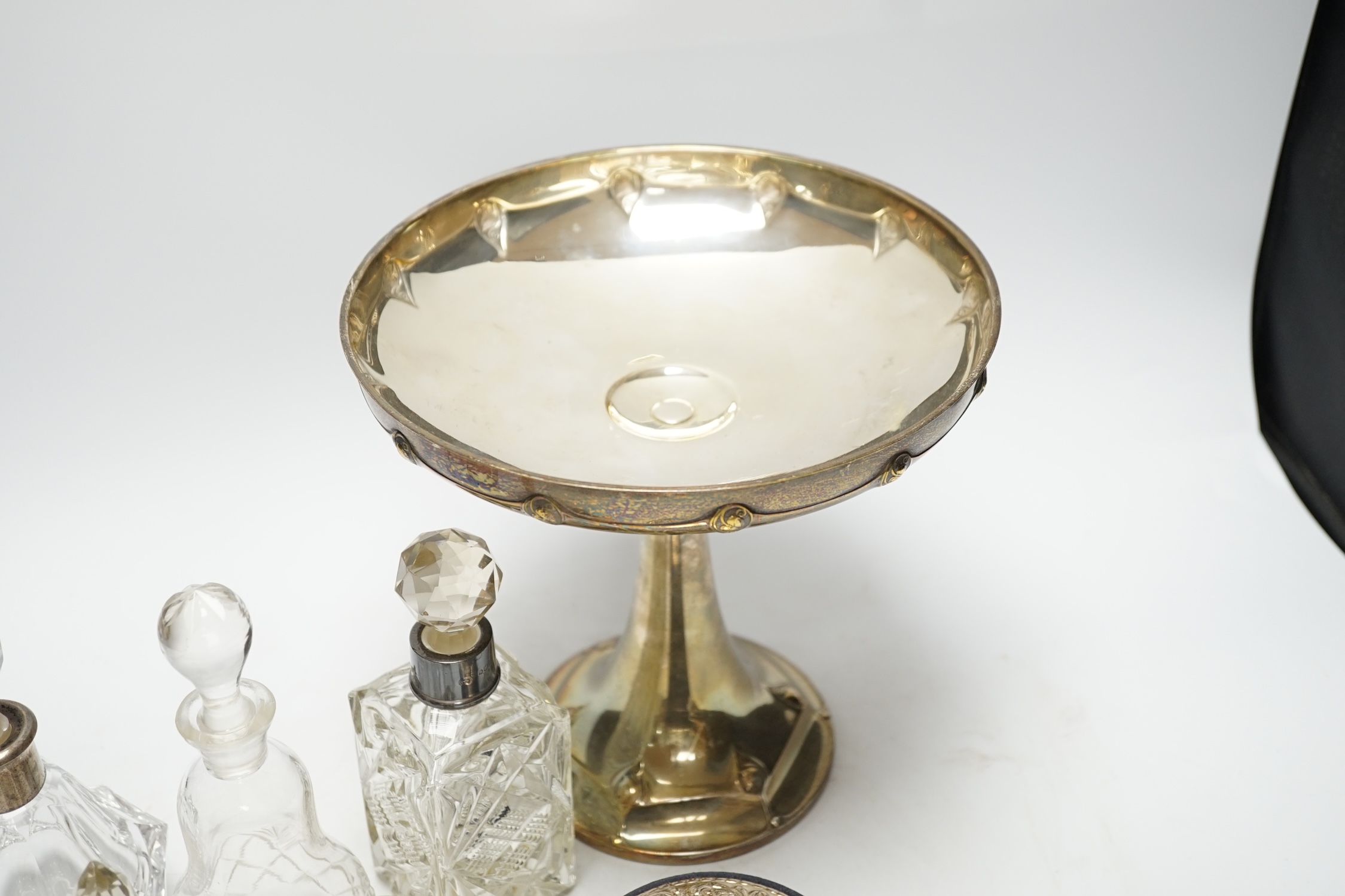 A WMF tazza, 21cm high, and five bottles, two with silver collars, and a cylindrical box - Bild 3 aus 4