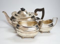 A George V silver three piece tea set, S. Blanckensee & Sons, Chester, 1925, gross weight 35.7oz.