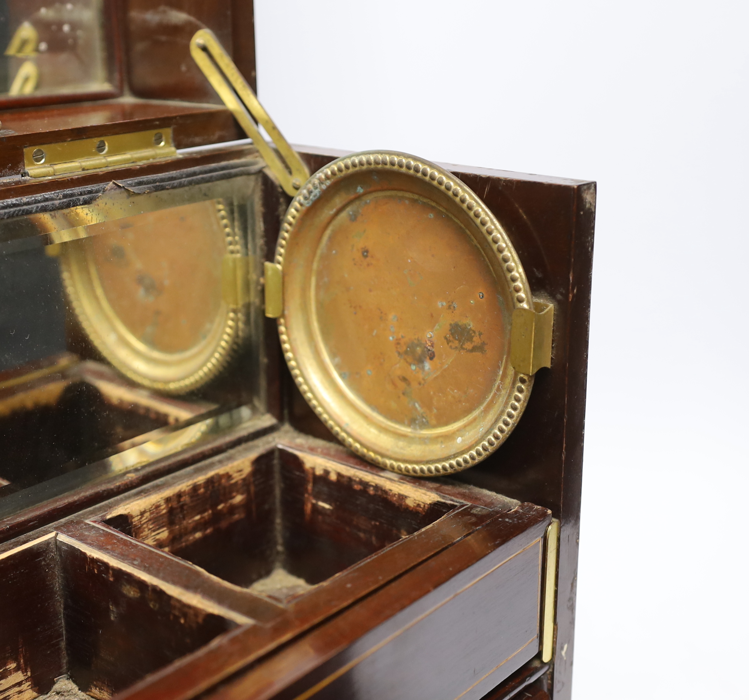 An Edwardian Sheraton revival inlaid mahogany portable drinks cabinet with tantalus and other - Image 5 of 6