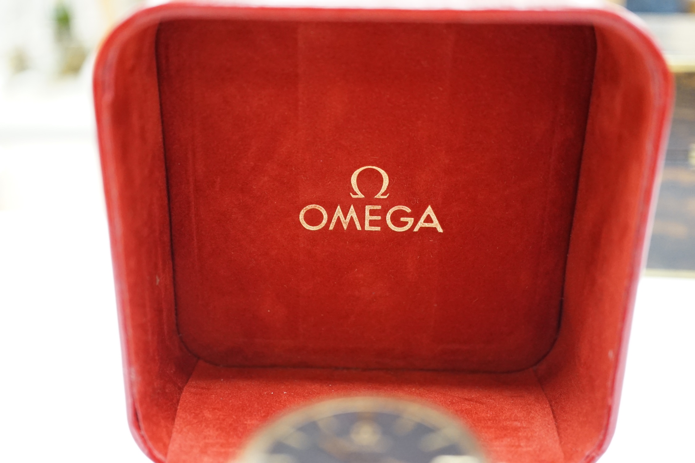 A gentleman's 9ct gold black dial manual wind wrist watch, with Omega box. - Image 8 of 9