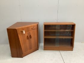 A mid century G-Plan teak corner bureau / combined bookcase, length 161cm, depth 70cm, height 85cm