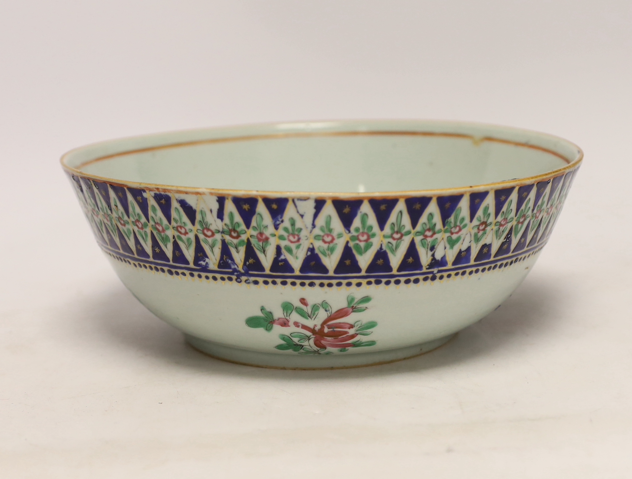 A large Chinese famille rose bowl, early 19th century, probably made for the Indian market, 26cm