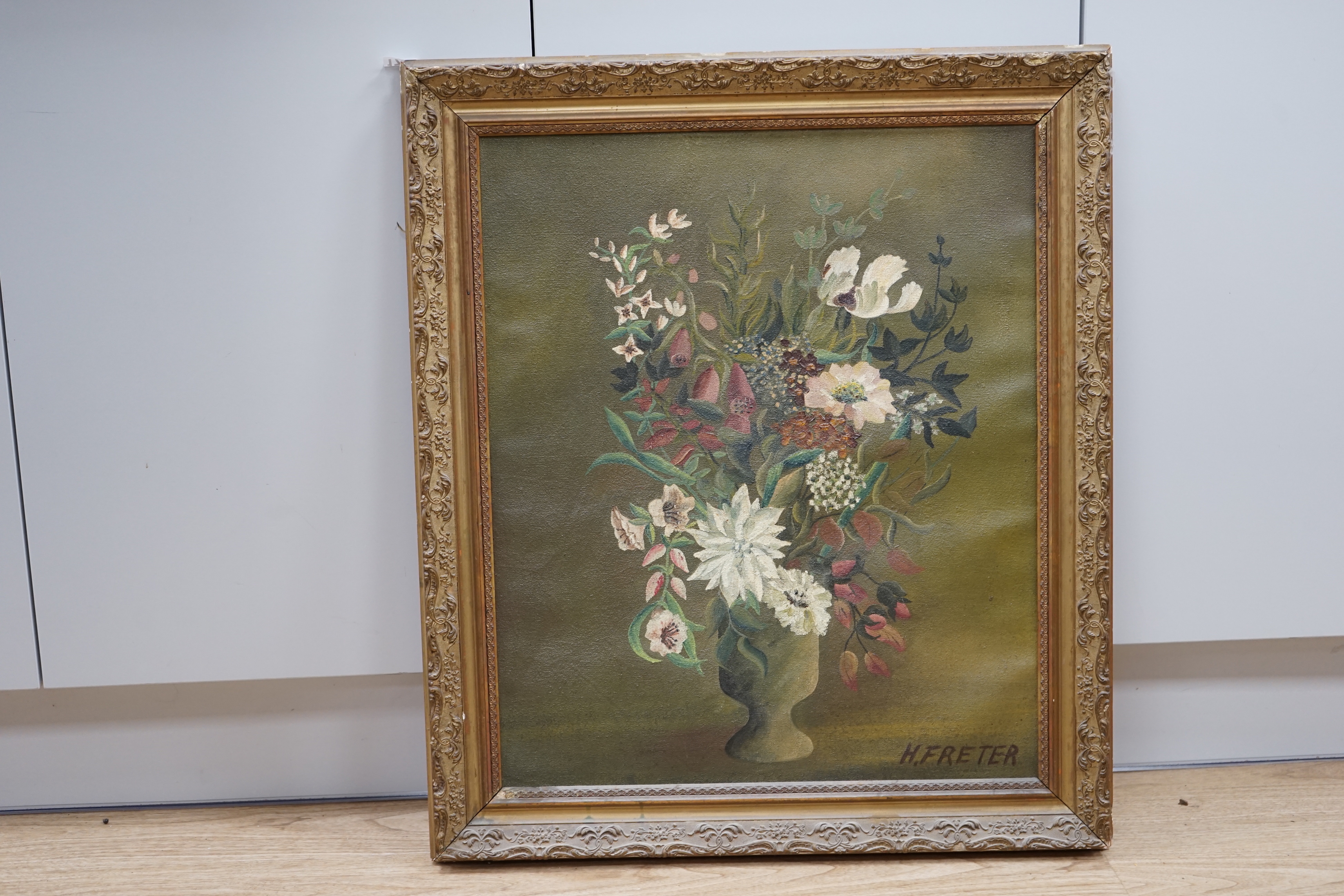 H. Freter, oil on canvas, Still life of flowers in a vase, signed, 60 x 50cm - Image 2 of 3