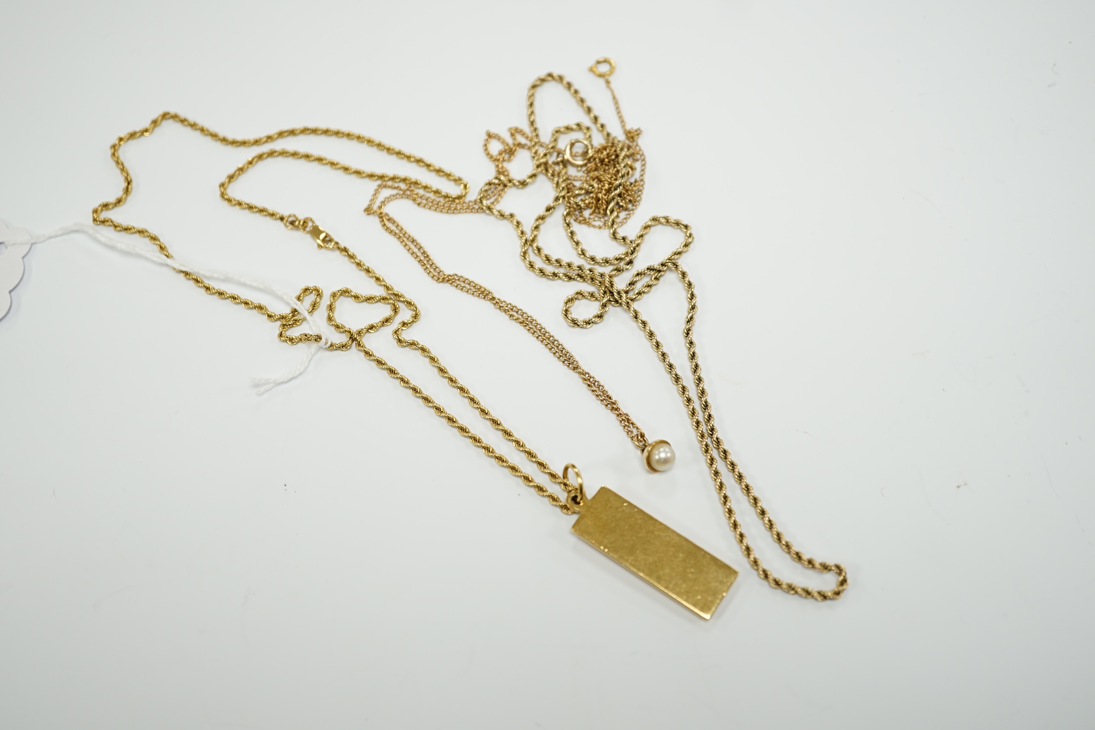 An 18ct gold ingot pendant on an 18k chain, 26.7 grams and two 9ct chains, one with cultured pearl - Image 4 of 7