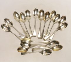 Eleven Gorge V silver Old English pattern dessert spoons, Goldsmiths & Silversmiths Co Ltd,